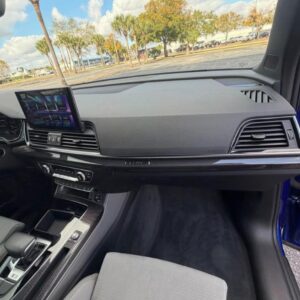 Alternative view of 2023 Audi SQ5 Prestige Sport Utility 4D.